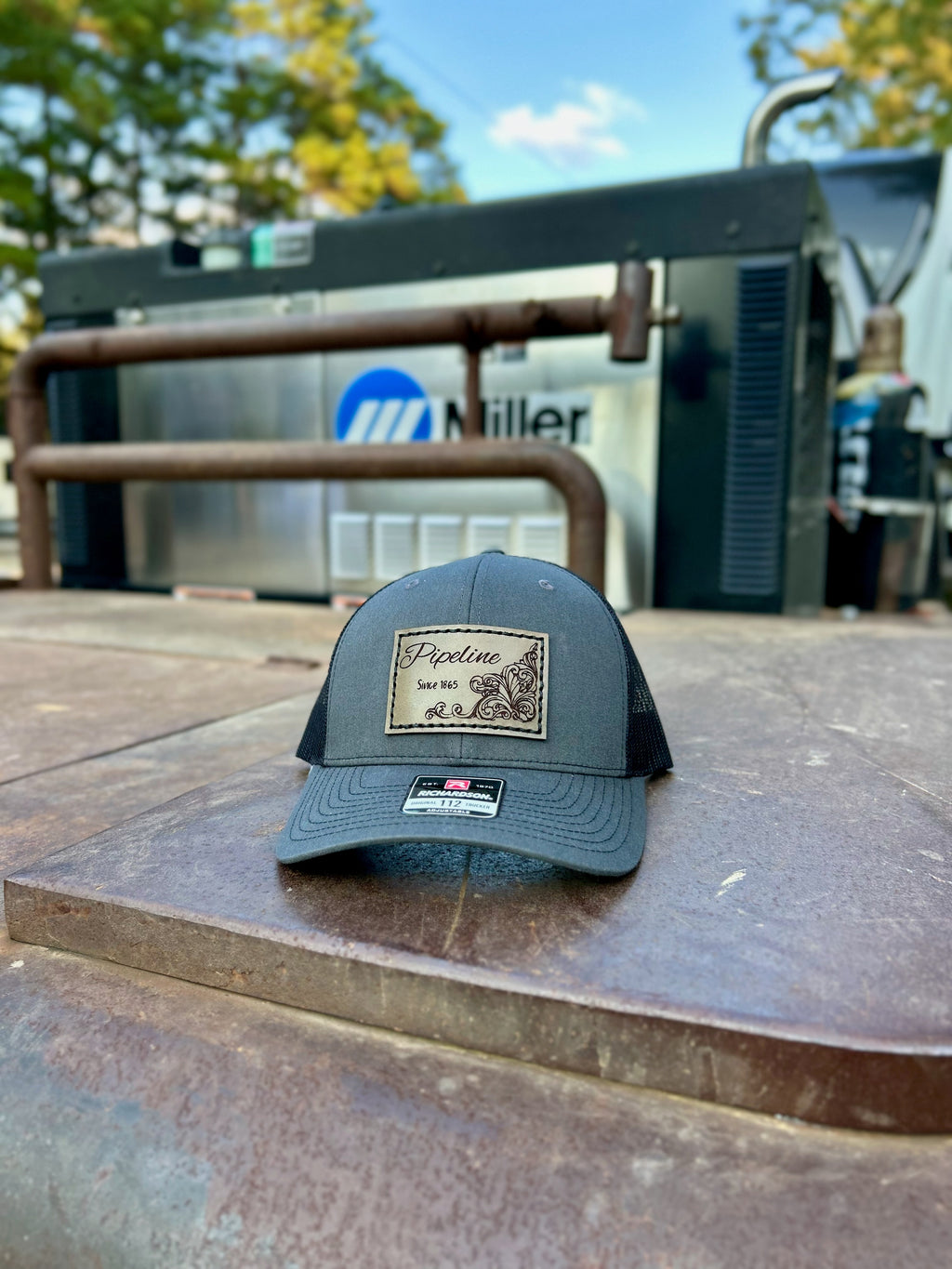 Pipeline Leather Engraved Hat - Grey/Black